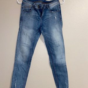 zara distressed skinny jeans